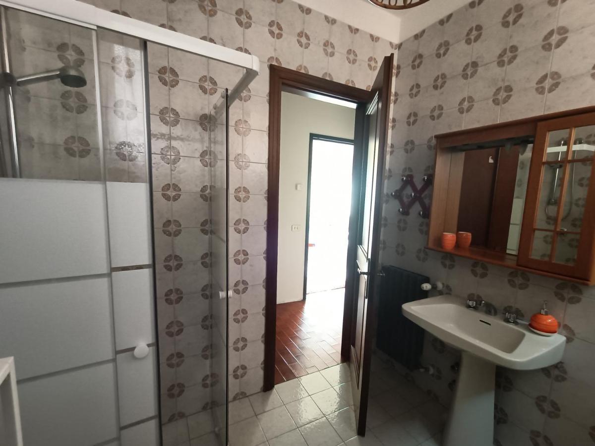 B&B Le Rose Crone Extérieur photo